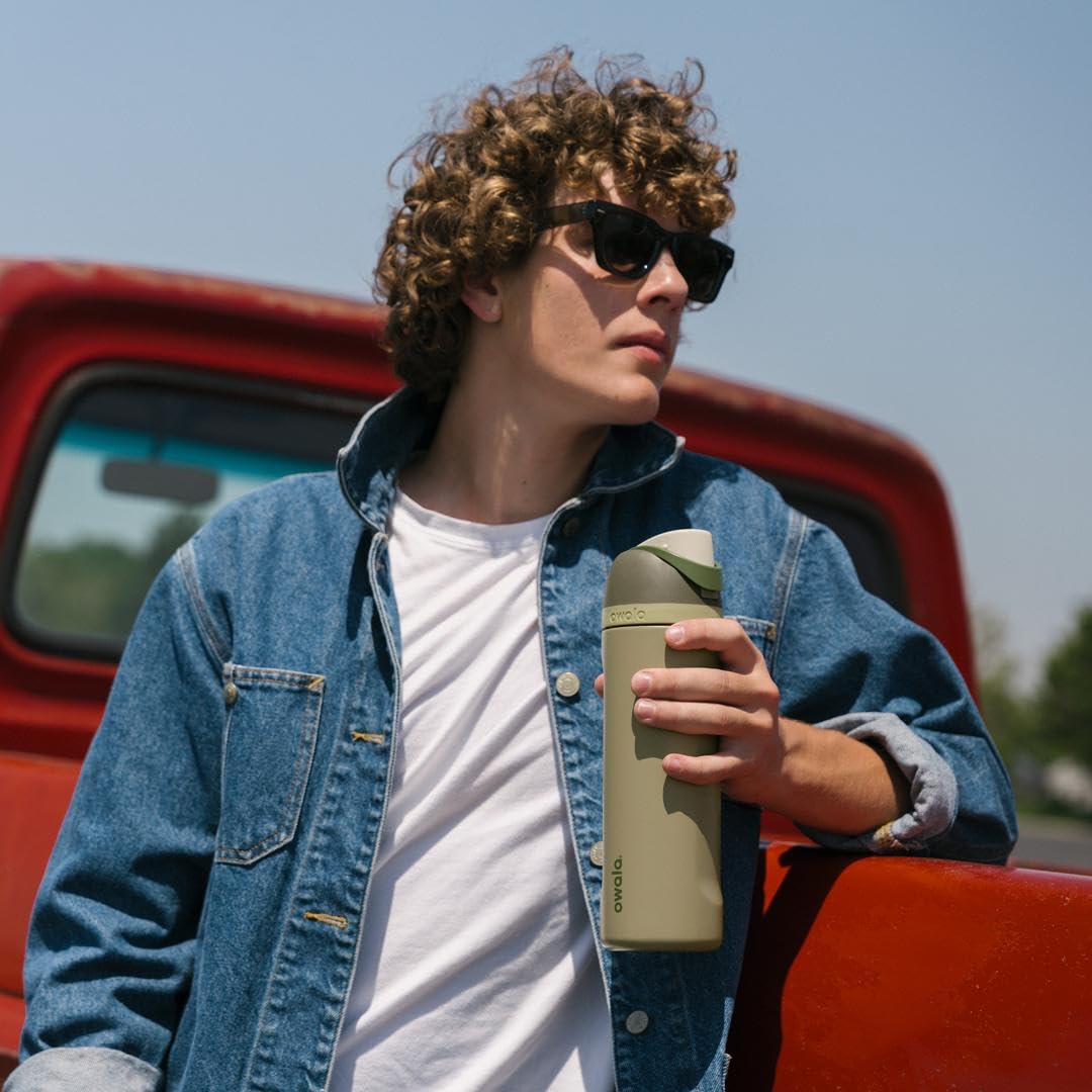 Owala FreeSip Insulated Water Bottle, 24oz – Denim